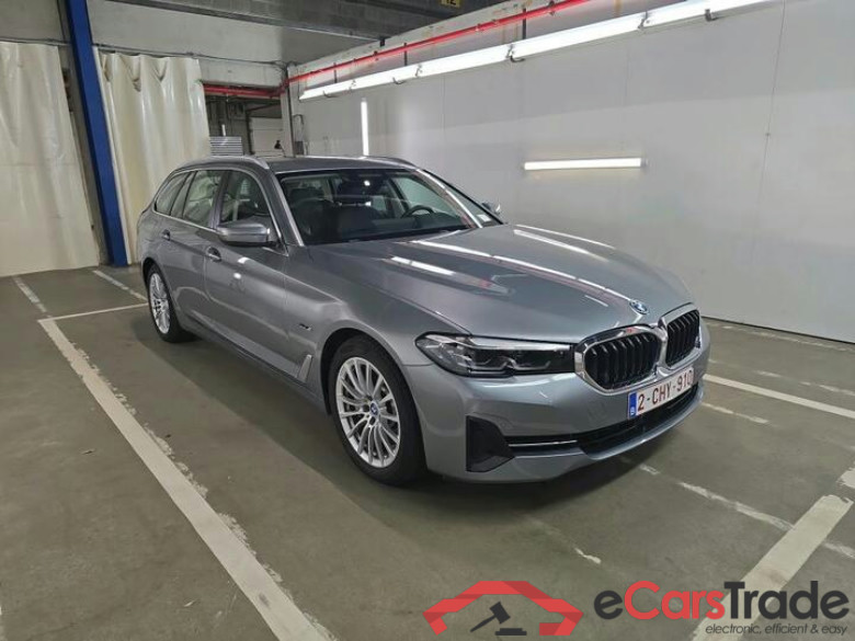 BMW 5 Reeks Touring 5 Reeks Touring 530e Auto (PHEV) 215kW/292pk  5D/P Auto-8 #2