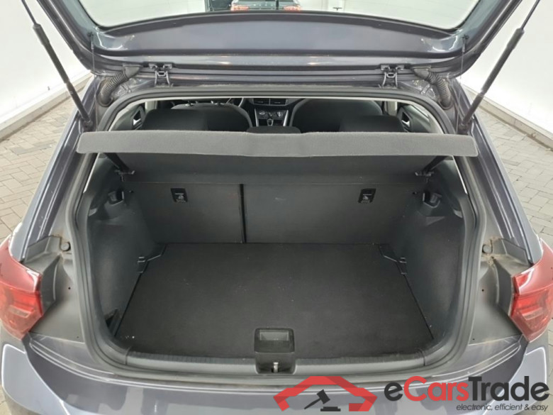 VOLKSWAGEN POLO 1.0 TSI 70kW 7-DSG Life 5D #5