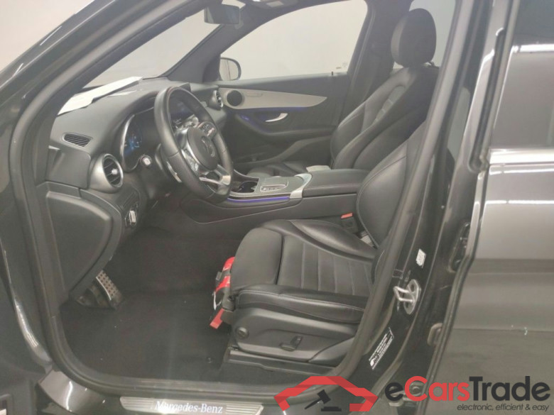 Mercedes-Benz GLC GLC 300 de 4MATIC 5d #3