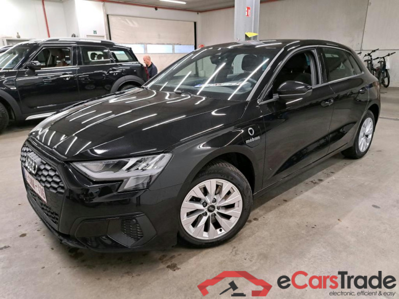 AUDI - AUD A3 SB 40 TFSI e 204PK Attraction Pack Business & Rear Park Sensors * HYBRID *