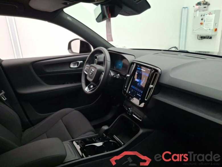 VOLVO XC40 RECHARGE CORE #3