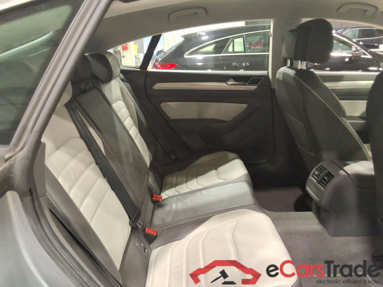 VOLKSWAGEN ARTEON DIESEL 2.0 TDi SCR Elegance DSG (EU6.2) STOCK #5