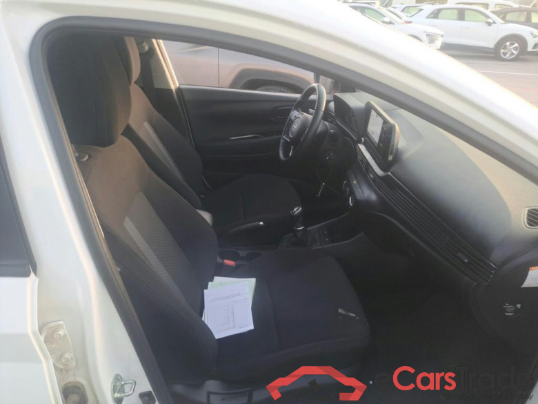 HYUNDAI i20 / 2023 / 5P / berlina con portón 1.0 TGDI 48V Klass #6