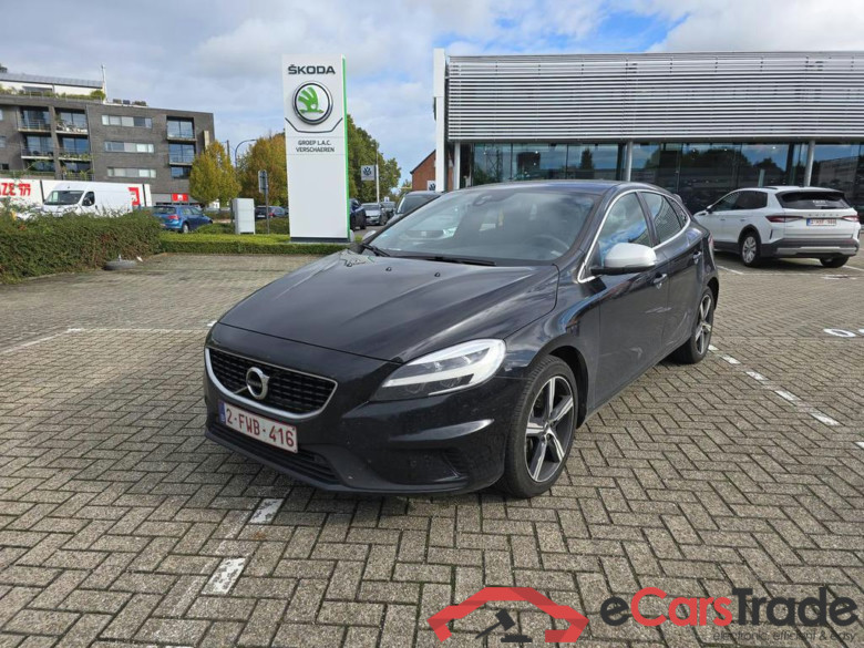 VOLVO V40 Dsl 2.0 D3 Black Edition AdBlue (EU6d-TEMP) #1