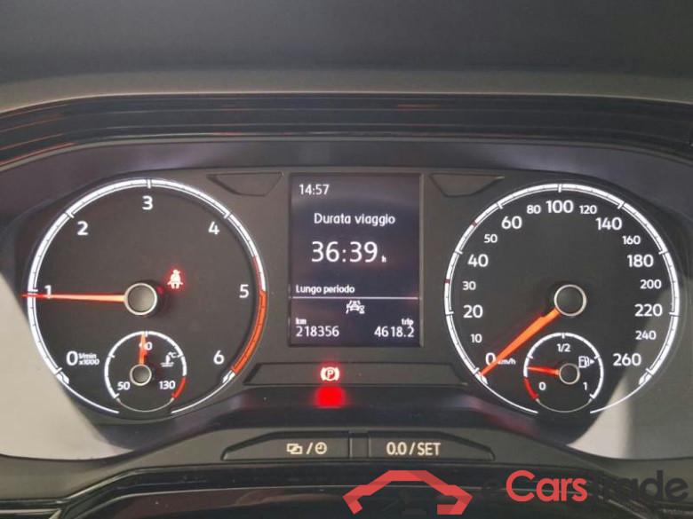 VOLKSWAGEN POLO / 2017 / 5P / BERLINA 1.6 TDI SCR 70KW BUSINESSCOMFORTLINE BMT #4