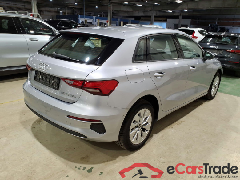 AUDI A3 SPORTBACK 1.4 40 TFSI E S TRONIC SPORTB ATTRACTION #4