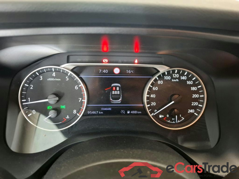 NISSAN Qashqai / 2021 / 5P / Crossover 1.3 MHEV 140 Business Edition #6