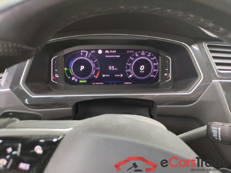 Tiguan / 2020 / 5P / SUV 1.4 eHybrid 245 DSG6 R-Line Exclusive / CABLE DE RECHARGE CHEZ ARVAL SUR DEMANDE #5