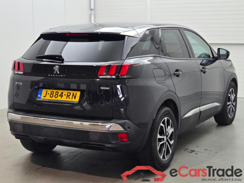 PEUGEOT 3008 1.2 PureTech Allure #4
