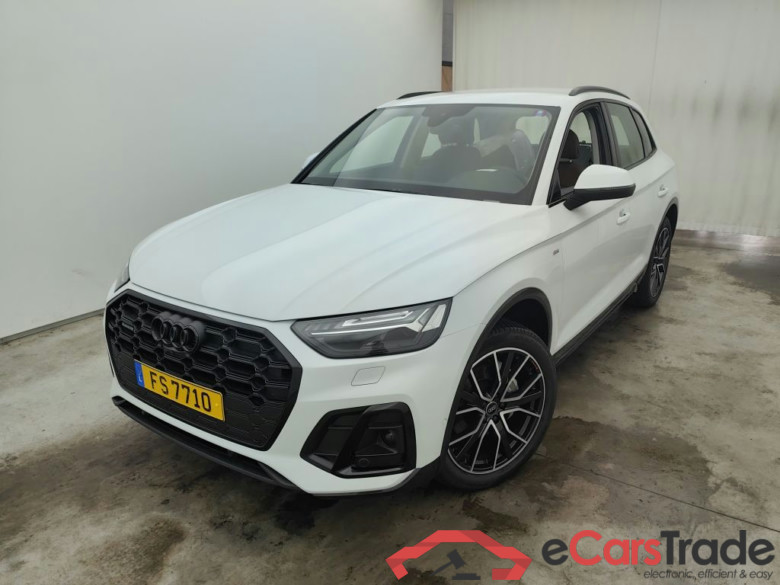 AUDI Q5 DIESEL - 2020 40 TDi 204hp Quattro S line S tronic 5d #1