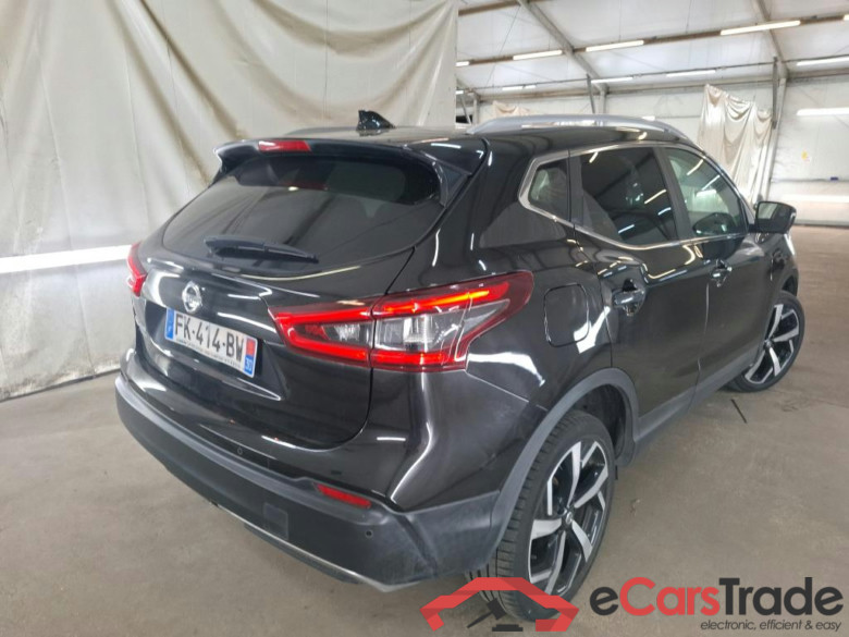 NISSAN Qashqai / 2017 / 5P / Crossover 1.3 DIG-T 140 Tekna #3