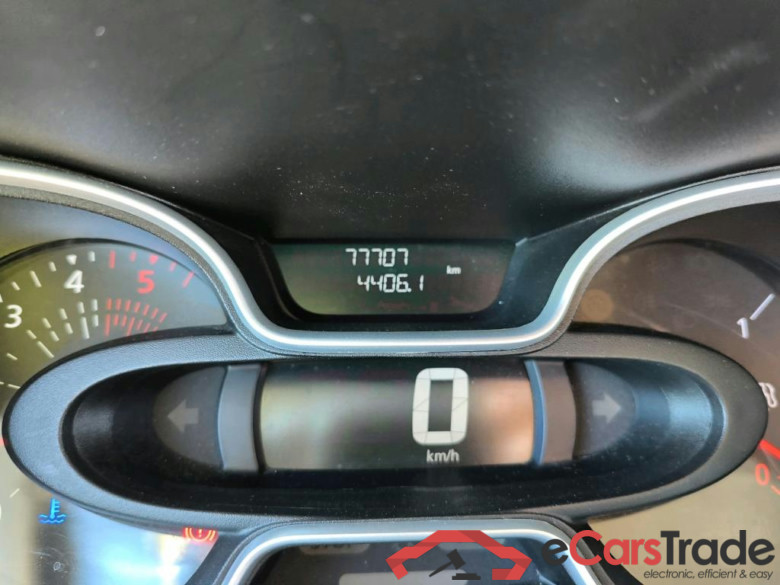 RENAULT Trafic / 2019 / 4P / furgón Doble Cabina 27 L1 Energy BluedCi 88 kW #5