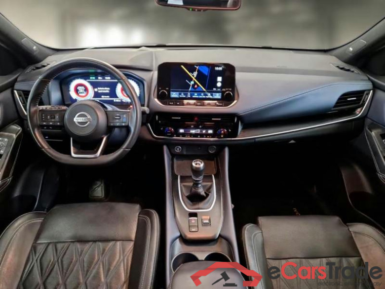 NISSAN QASHQAI / 2021 / 5P / CROSSOVER 1.3 MHEV 158 TEKNA+ #3