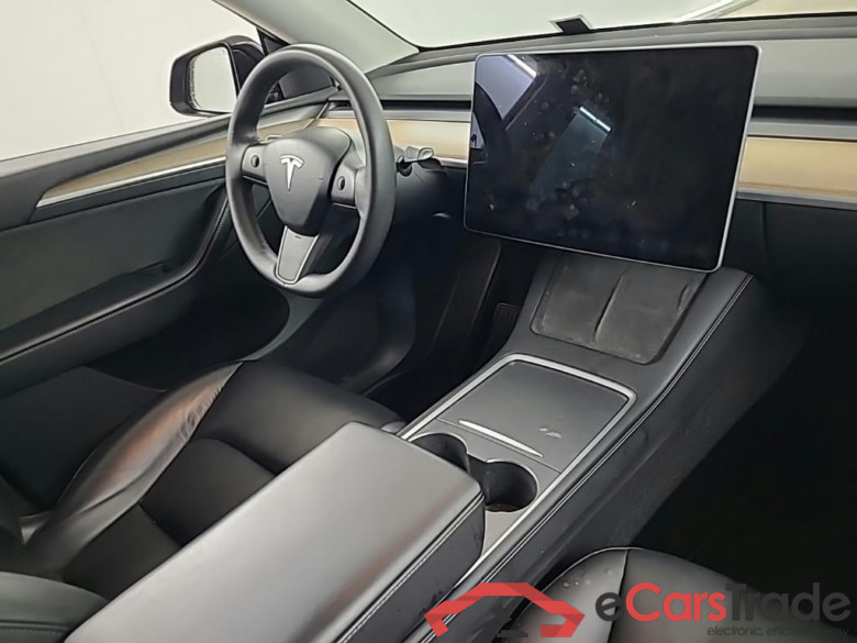 Tesla Model Y Long Range Dual Motor AWD 5D #6