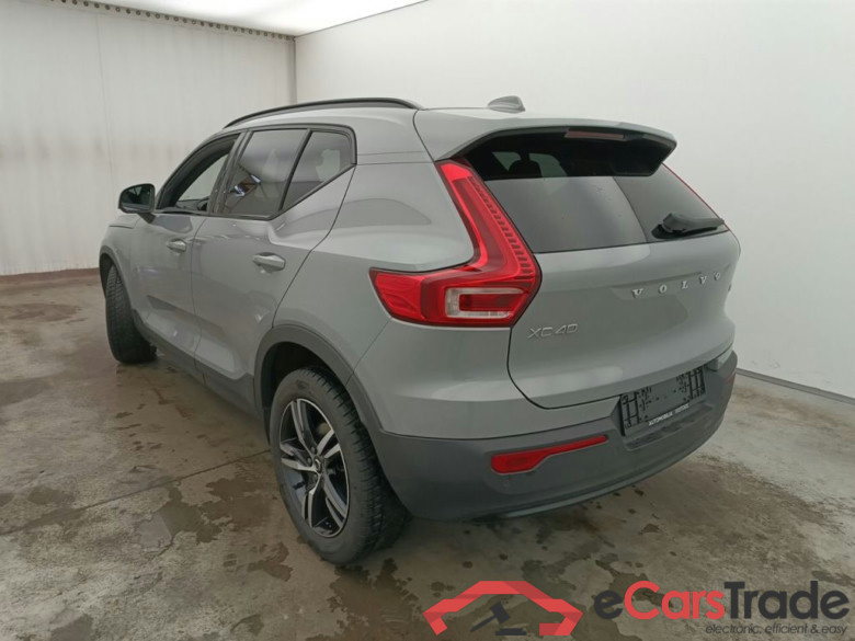 Volvo XC40 T2 Plus Dark Design Aut. 5d #3