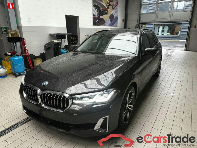 BMW 5 SW PHEV (G31 LCI) Touring 530eXAS #1
