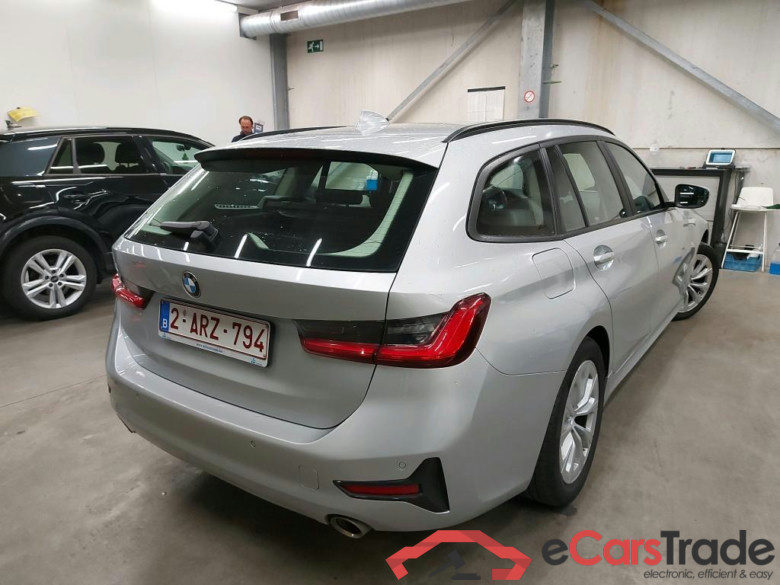 BMW - BMW 3 TOURING 318iA 156PK Advantage Pack Business With Sport Seats & Pano Roof * PETROL * #2