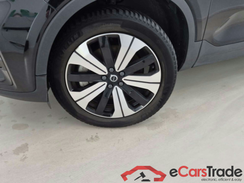 VOLVO XC40 RECHARGE CORE #5