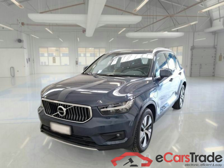 VOLVO XC40 / 2017 / 5P / FUORISTRADA T4 PLUG-IN HYBRID AUTO RECH INSC EXPR N1