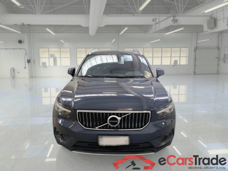 VOLVO XC40 / 2017 / 5P / FUORISTRADA T4 PLUG-IN HYBRID AUTO RECH INSC EXPR N1 #6