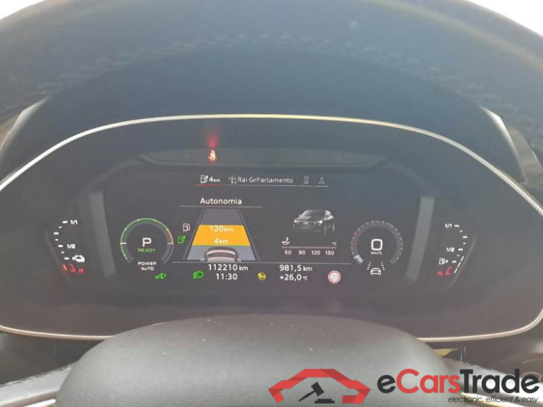 AUDI Q3 SPORTBACK / 2019 / 5P / SUV 45 TFSI E S TRONIC BUSINESS PLUS #4