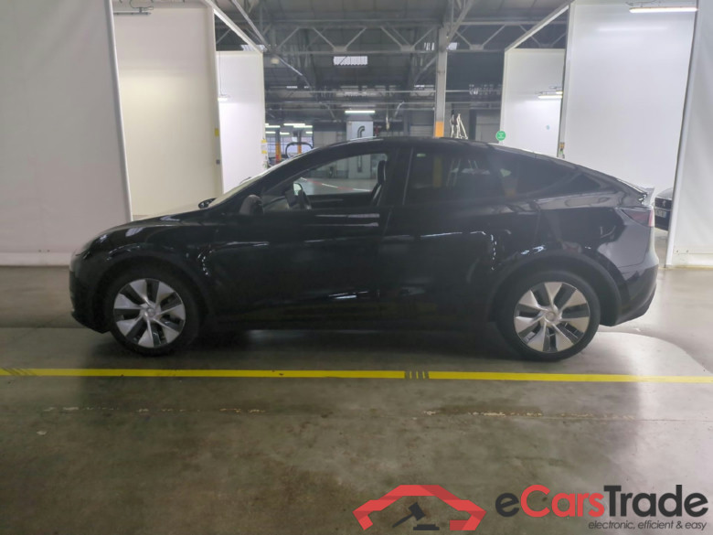 TESLA Model Y / 2020 / 5P / SUV Grand Autonomie Dual Motor AWD #2