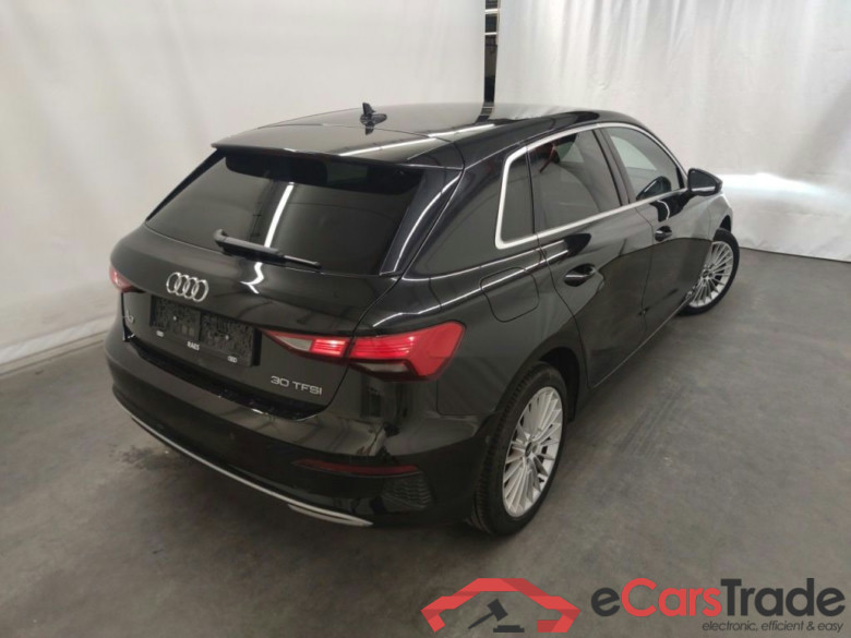 Audi A3 Sportback 1.0 30 TFSi 81kW S tronic Advanced 5d #2