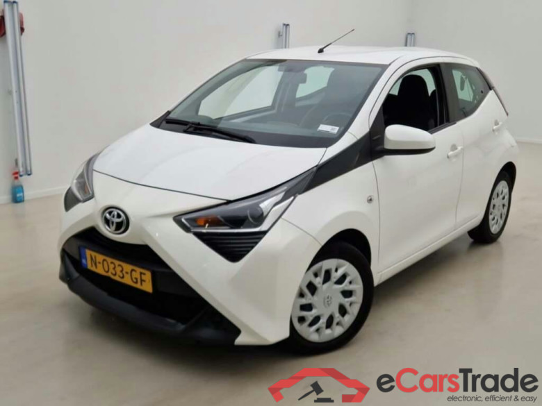 TOYOTA Aygo 1.0 VVT-i x-play #1
