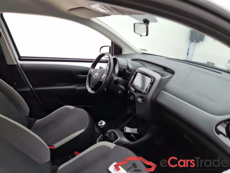 TOYOTA Aygo 1.0 VVT-i x-play #3