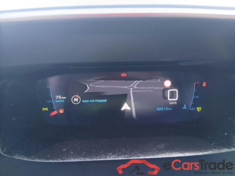 PEUGEOT 208 / 2019 / 5P / berlina con portón PureTech 73kW (100CV) Allure (CX) #4