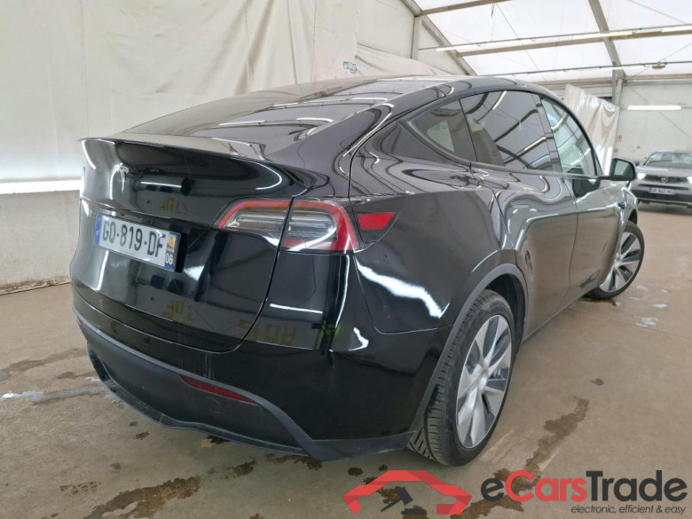 TESLA Model Y / 2021 / 5P / SUV RWD #6