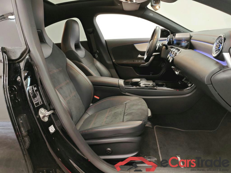 Mercedes-Benz CLA CLA 250 e DCT Bus. Sol. AMG Limited 4d + Pano #3