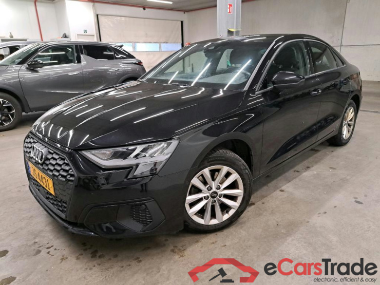 AUDI - AUD A3 BERLINE 35 TDi 150PK S-Tronic Attraction Business Edition & Pack Business With Heated Seats & Rear Camera #1