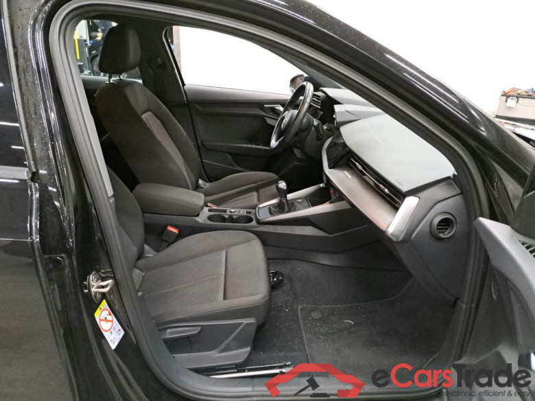 AUDI - AUD A3 SB 30 TDi 116PK Attraction Pack Business & APS Front & Rear #3