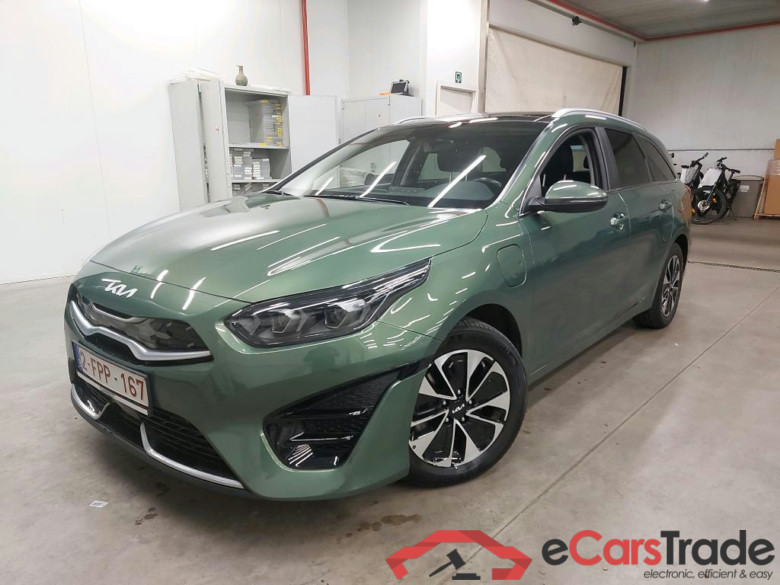 KIA - KIA CEED SPORTSWAGON 1.6 GDi PHEV 141PK DCT Business Line With Leather Pack & Convenience Plus & Driver Assist Pack * HYBRID *