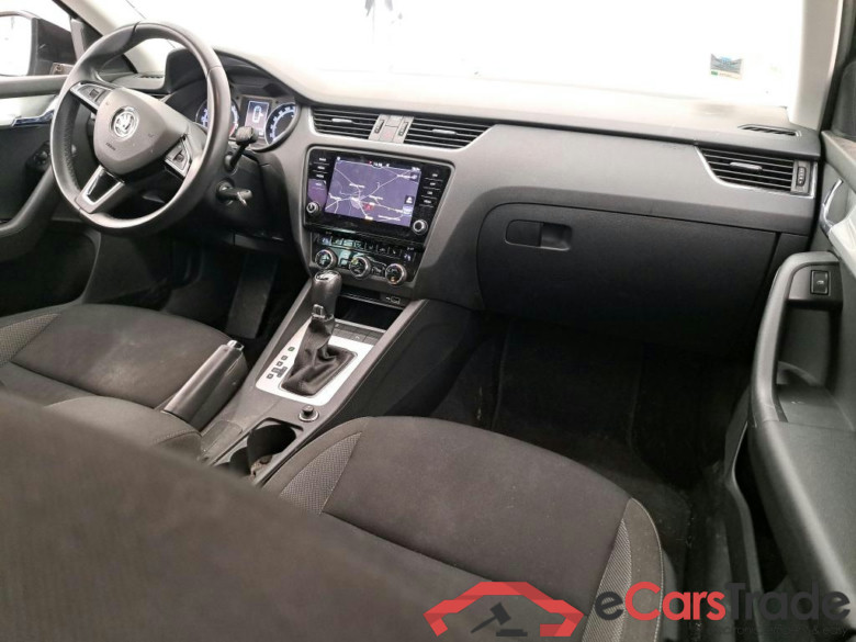 SKODA Octavia Combi / 2017 / 5P / Break 2.0 TDI SCR 150 DSG7 Business #5