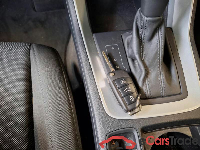 AUDI Q3 SPORTBACK / 2019 / 5P / SUV 35 TDI S TRONIC BUSINESS PLUS #6
