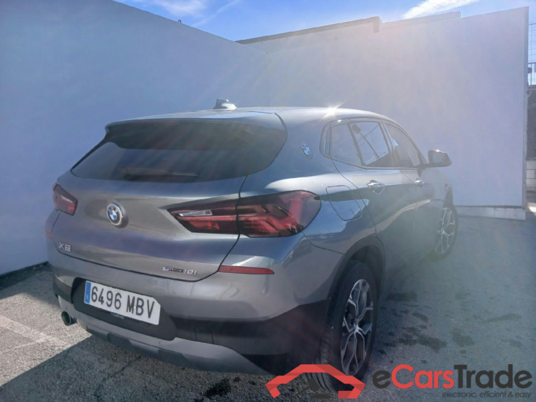 BMW X2 / 2017 / 5P / todoterreno sDrive18i (CX4) #2