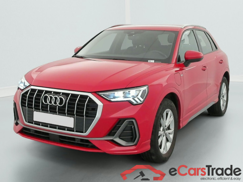 Audi Q3 S line 45 TFSIe 245 ch S tronic 6 #3