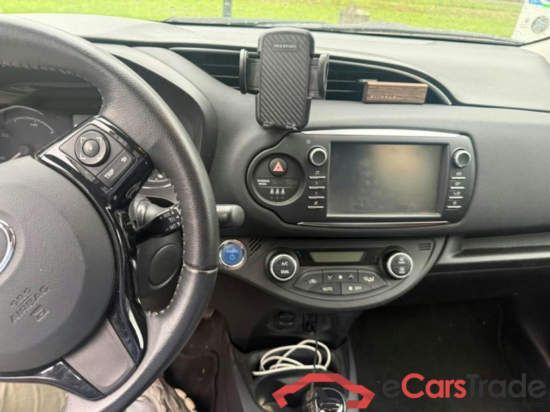 TOYOTA Yaris Hybrid (HEV) 1.5i VVT-i Active E-CVT #6