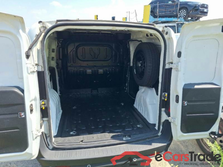 FIAT DOBLÒ CARGO / 2014 / 4P / VETT. FURGONATA CH1 LOUNGE 1.4 NAT. POWER 120CV E6D #4